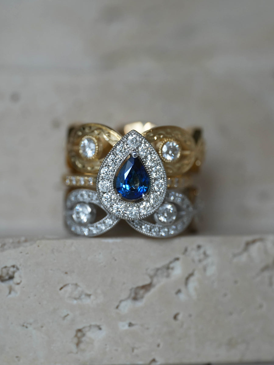 Lotus / Ring Sapphire