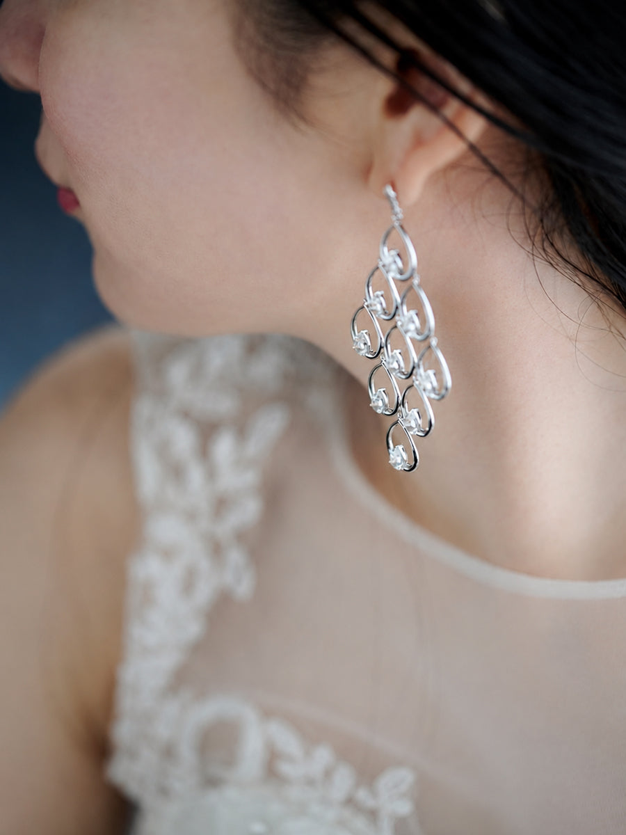 【8月限定】Lotus  pierce_White Topaz