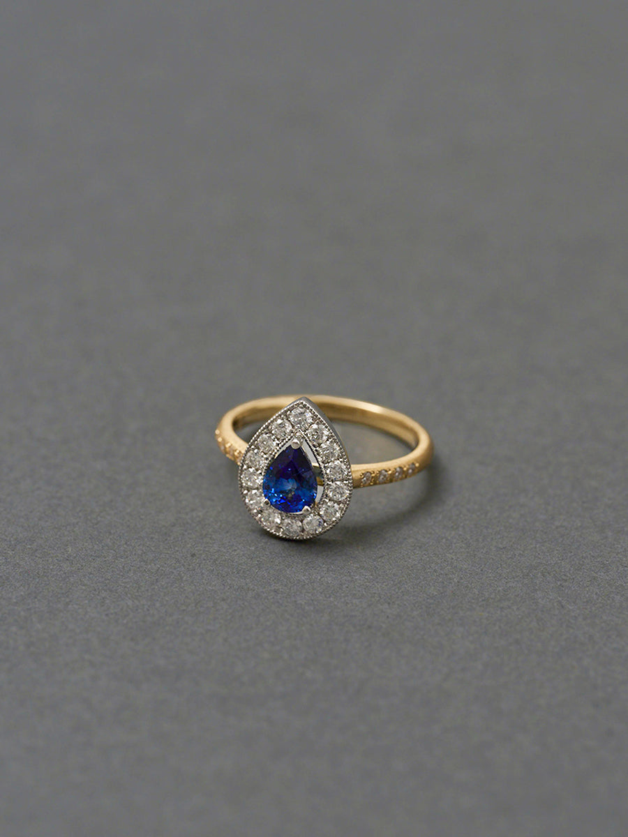 Lotus / Ring Sapphire
