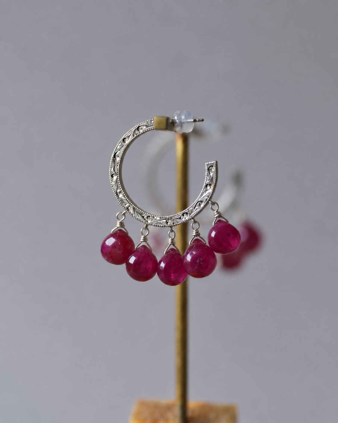 Nile hoop pierce_Ruby　＜１点もの＞