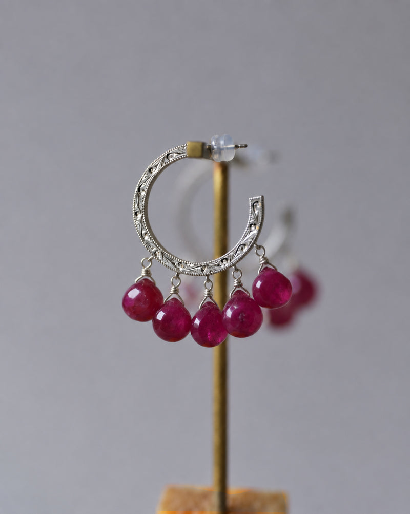 Nile hoop pierce_Ruby　＜１点もの＞